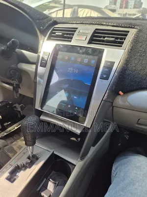 Camry 2008 and 2010 Tesla Screem