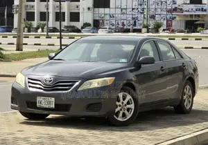 Toyota Camry 2011 Gray