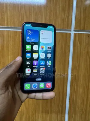 Apple iPhone XR 64 GB Red