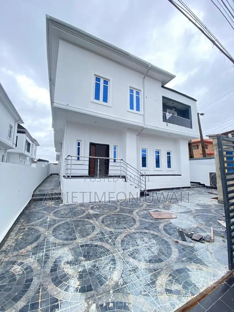 4 Bedroom Fully Detached