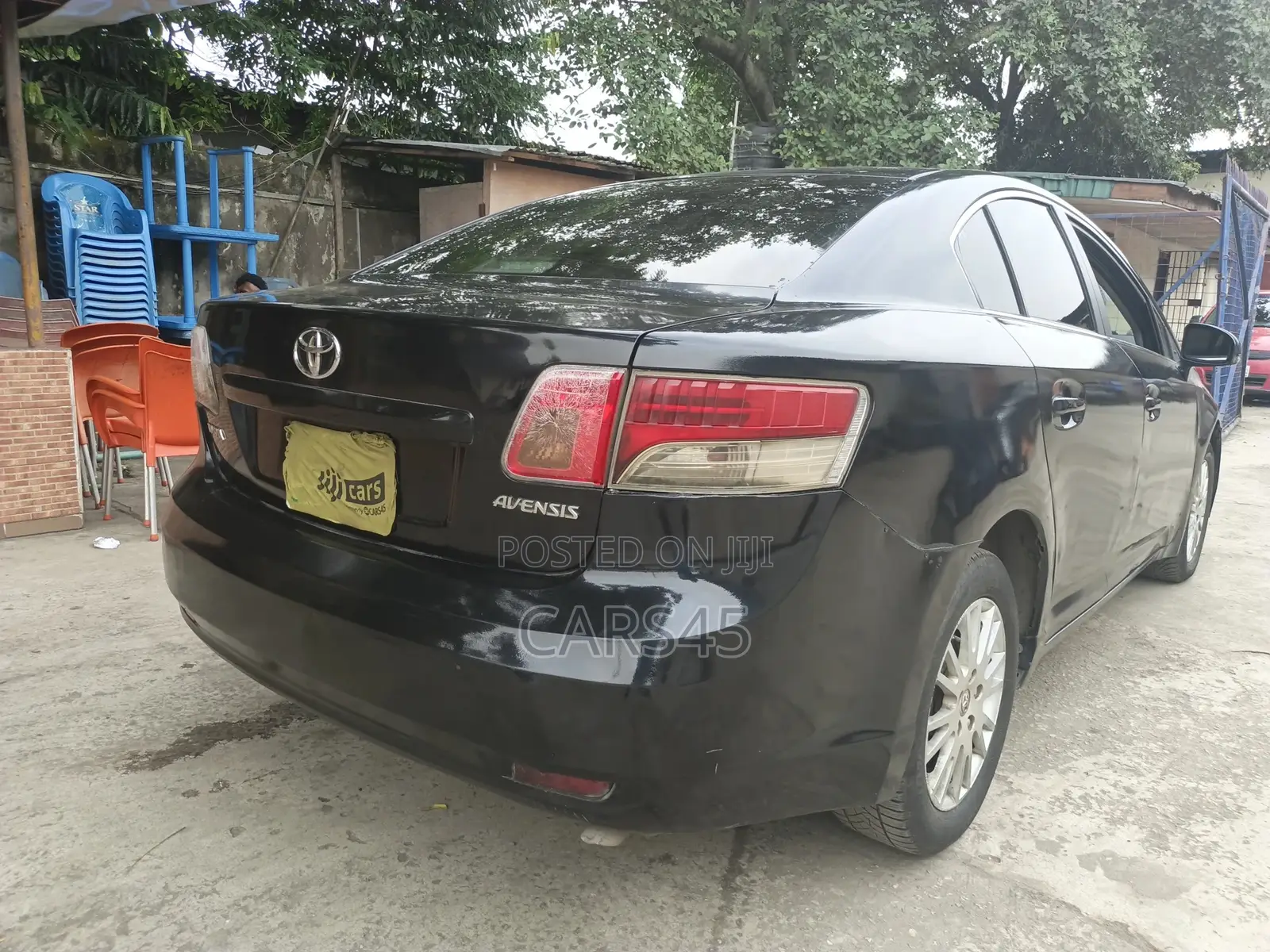 Toyota Avensis 2010 Black