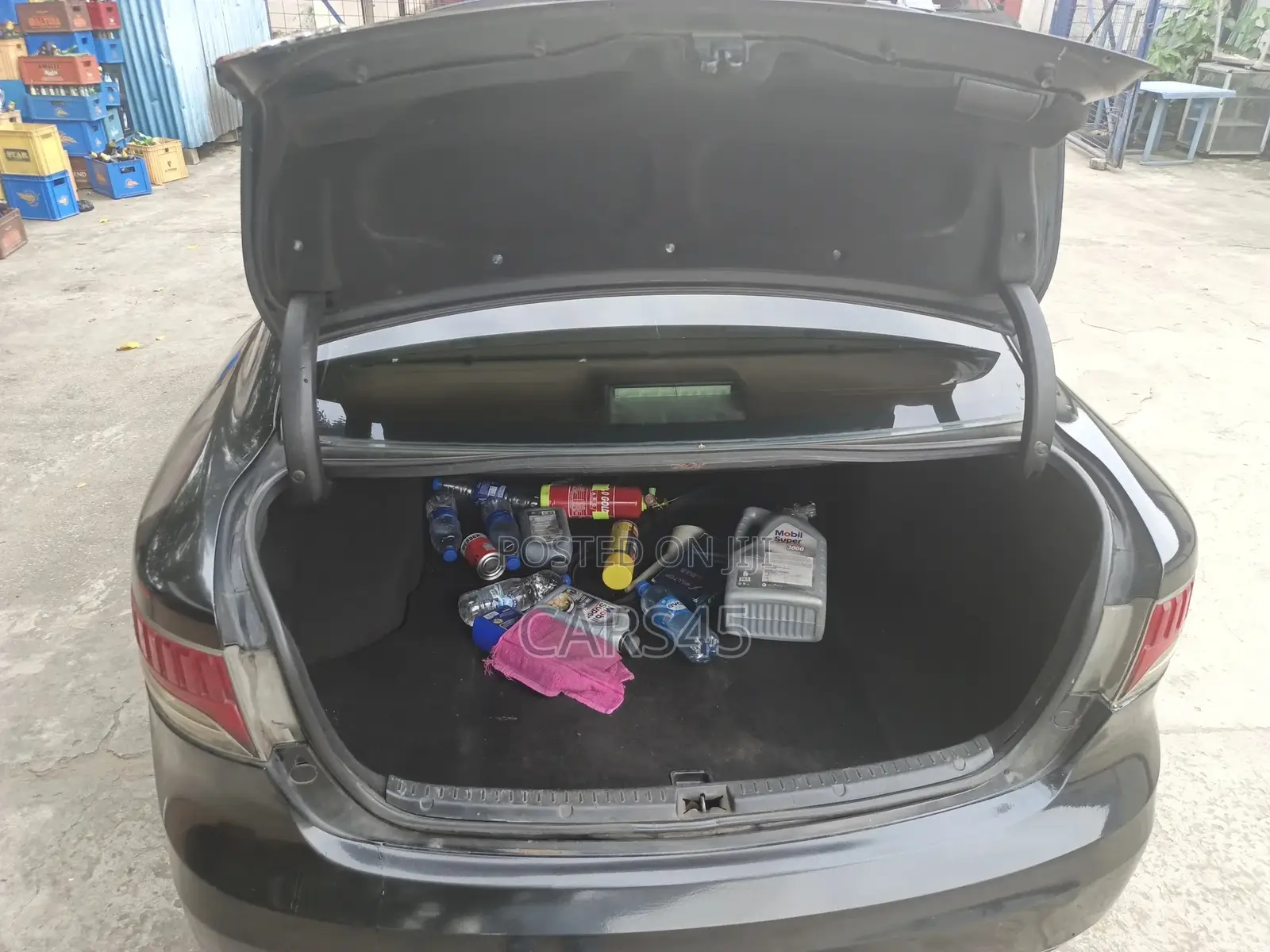 Toyota Avensis 2010 Black