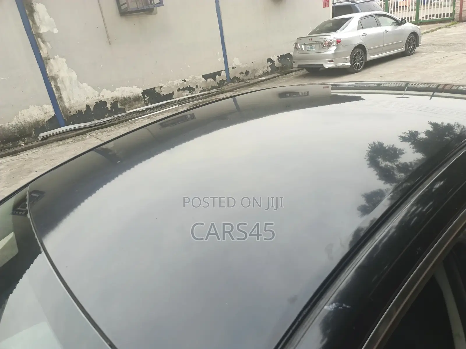 Toyota Avensis 2010 Black