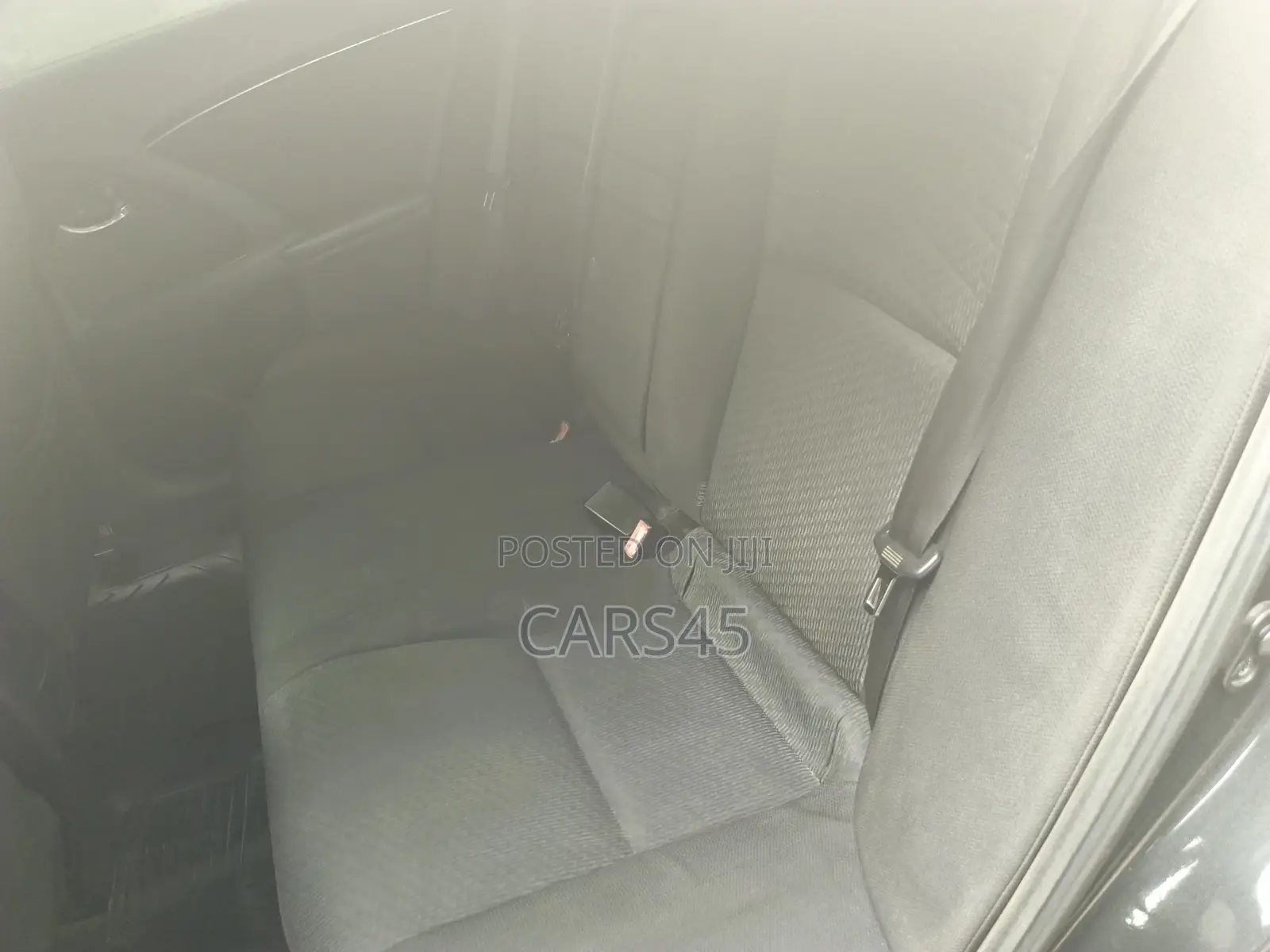 Toyota Avensis 2010 Black