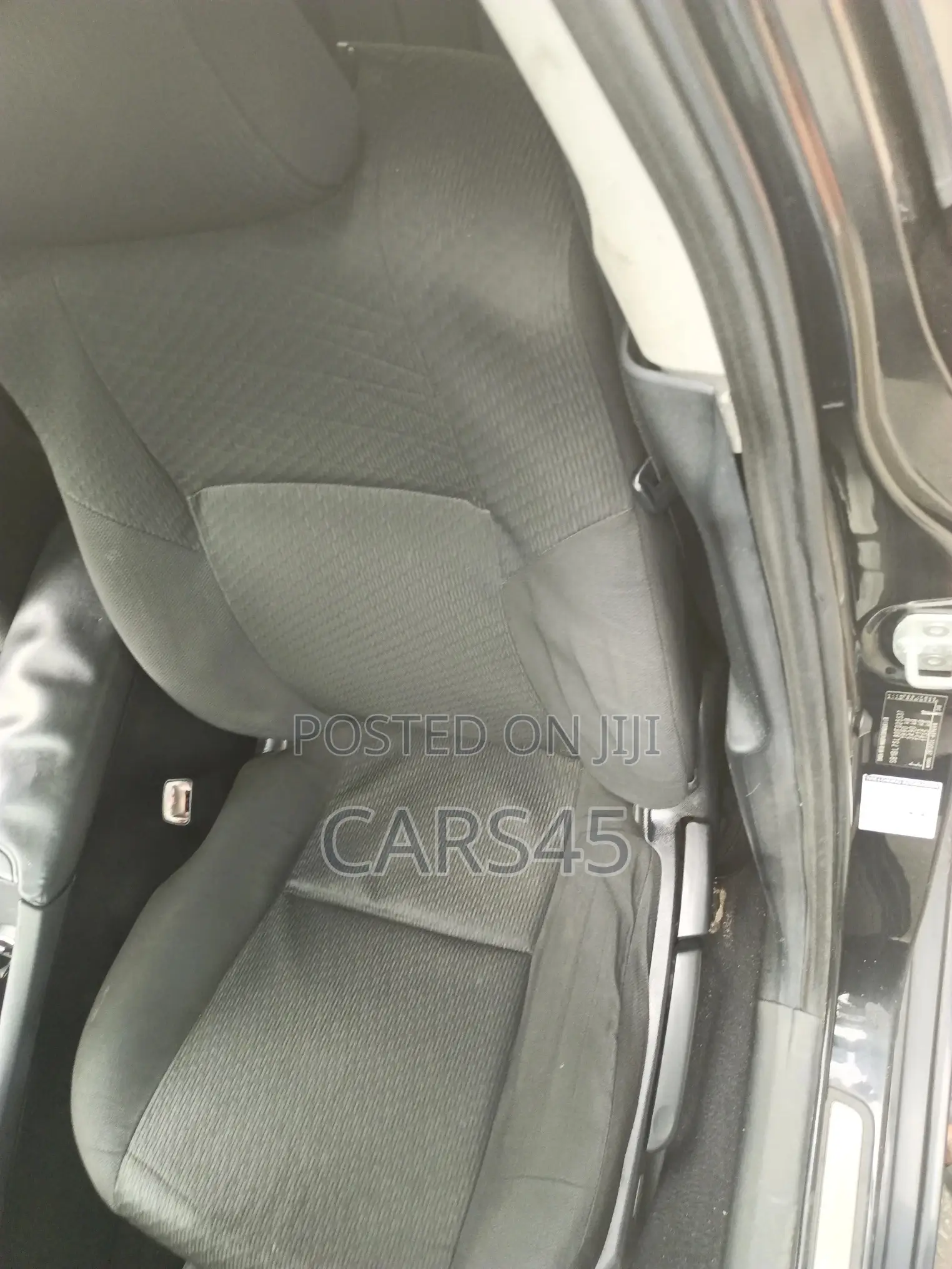 Toyota Avensis 2010 Black