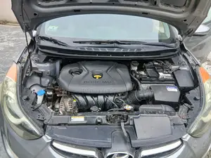 Hyundai Elantra 2012 Gray