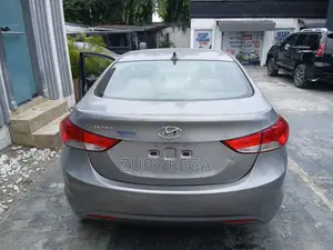 Hyundai Elantra 2012 Gray
