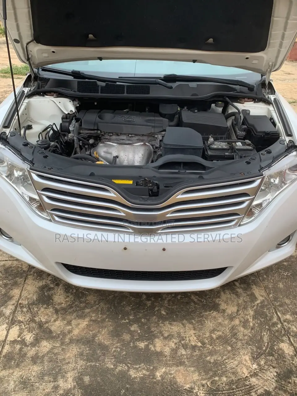 Toyota Venza XLE 2011 White