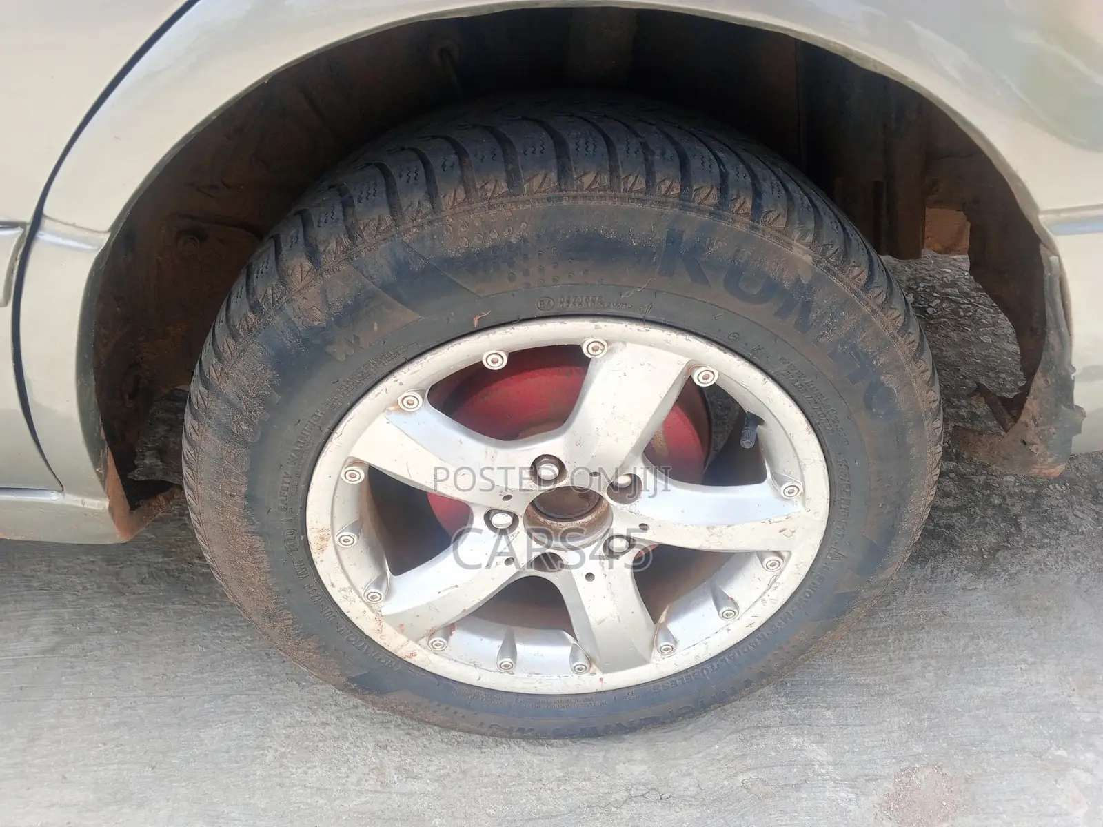 Toyota Camry 2000 Gray
