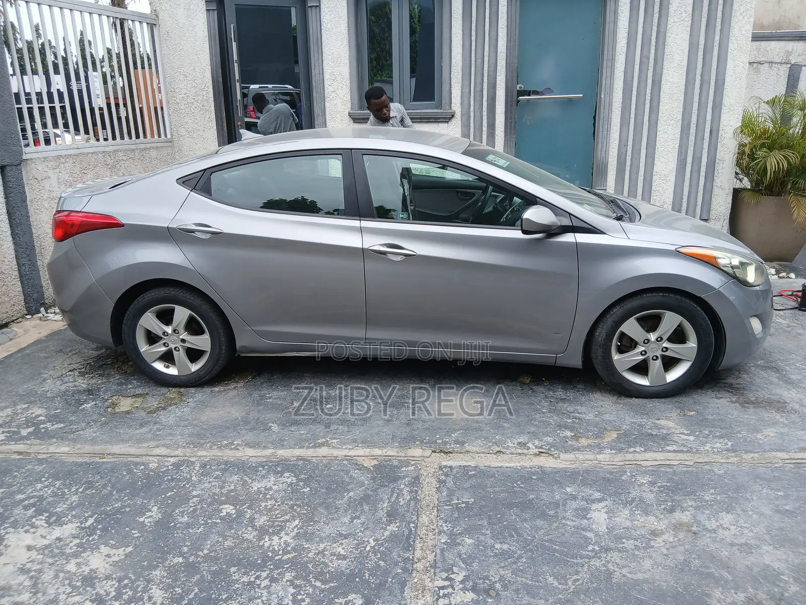 Hyundai Elantra 2012 Gray