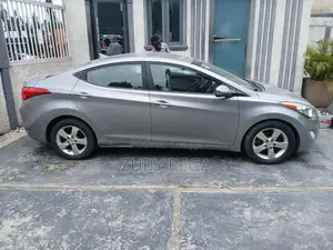 Hyundai Elantra 2012 Gray