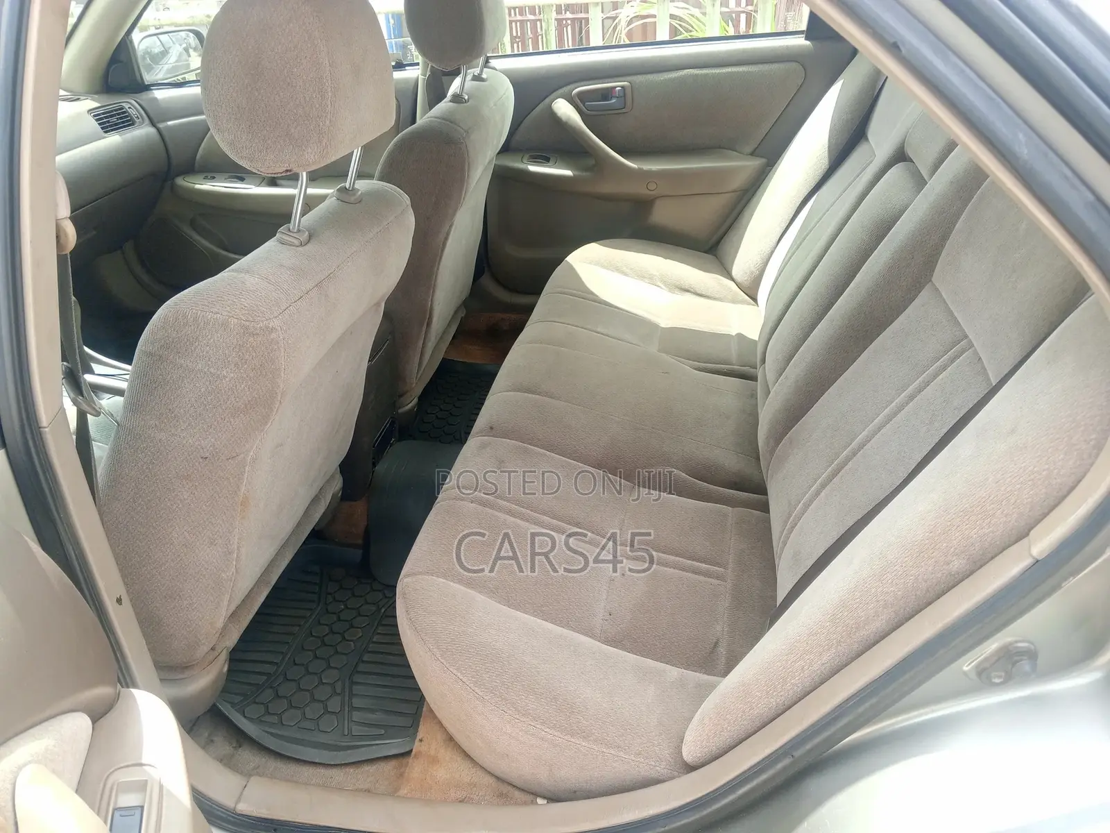 Toyota Camry 2000 Gray