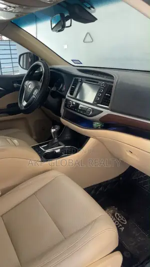 Toyota Highlander 2015 Red