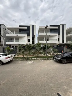 5bdrm Duplex in Katampe Extension for sale
