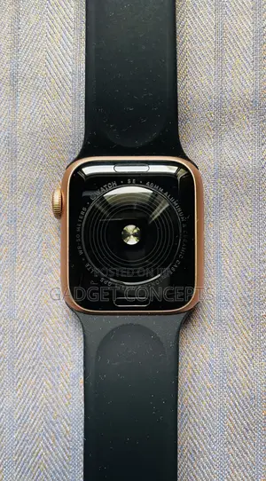 Apple iWatch SE 40mm GPS+Cellular