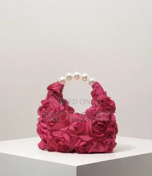 Women's Elegant Sequin and Pearl Evening Party Bag