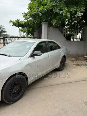 Toyota Camry 2009 Silver