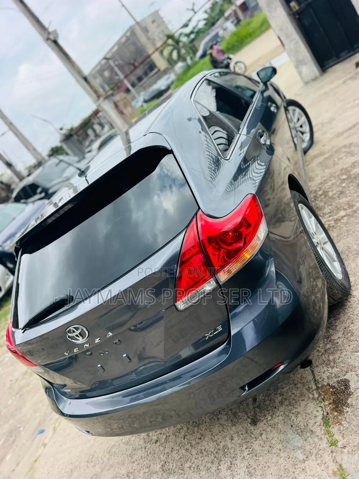 Toyota Venza XLE 2012 Blue