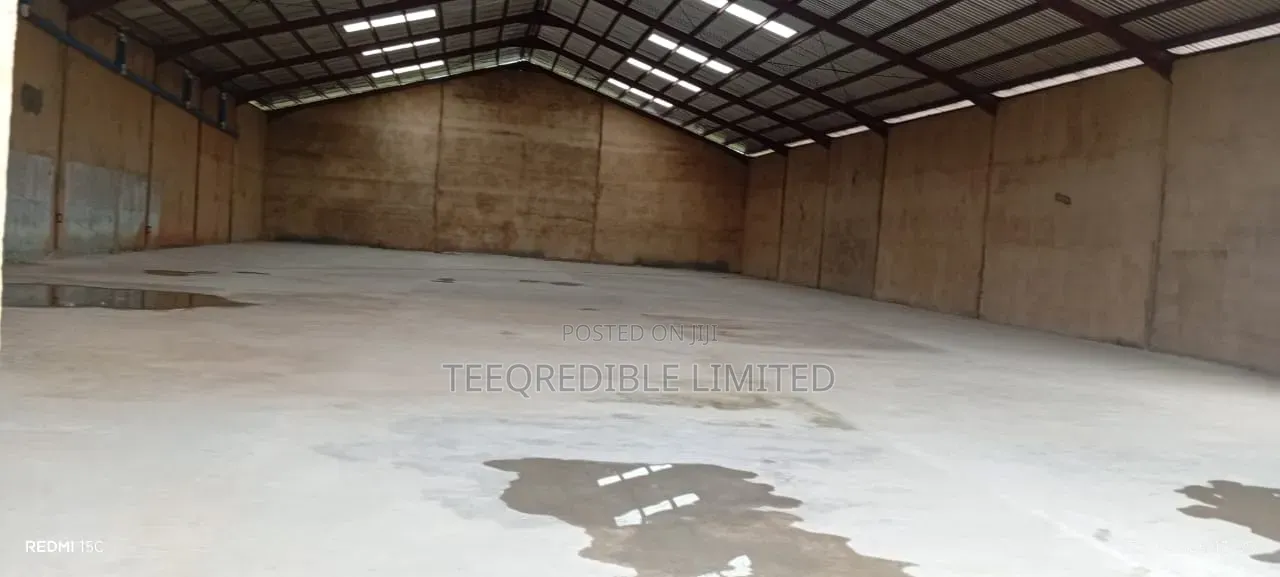 For Lease: A Self Compound 1000 SQM Warehouse + Office & Toilets