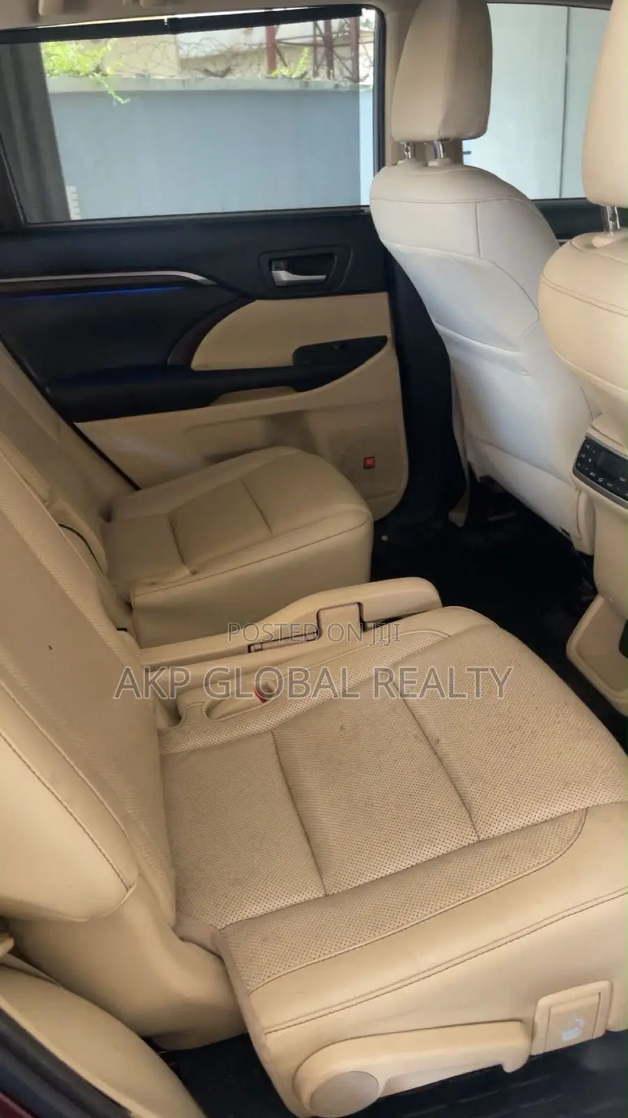 Toyota Highlander 2015 Red