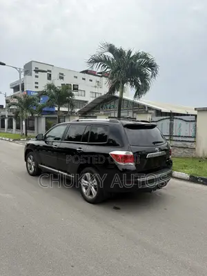 Toyota Highlander Limited 2011 Black