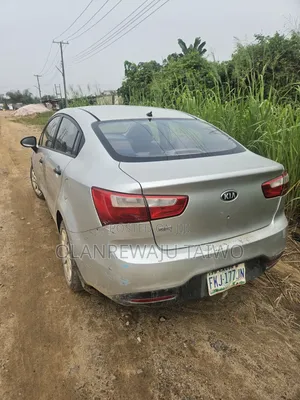 Kia Rio 2012 Silver
