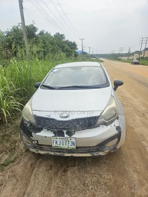 Kia Rio 2012 Silver