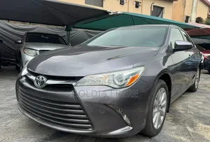 Toyota Camry 2015 Gray