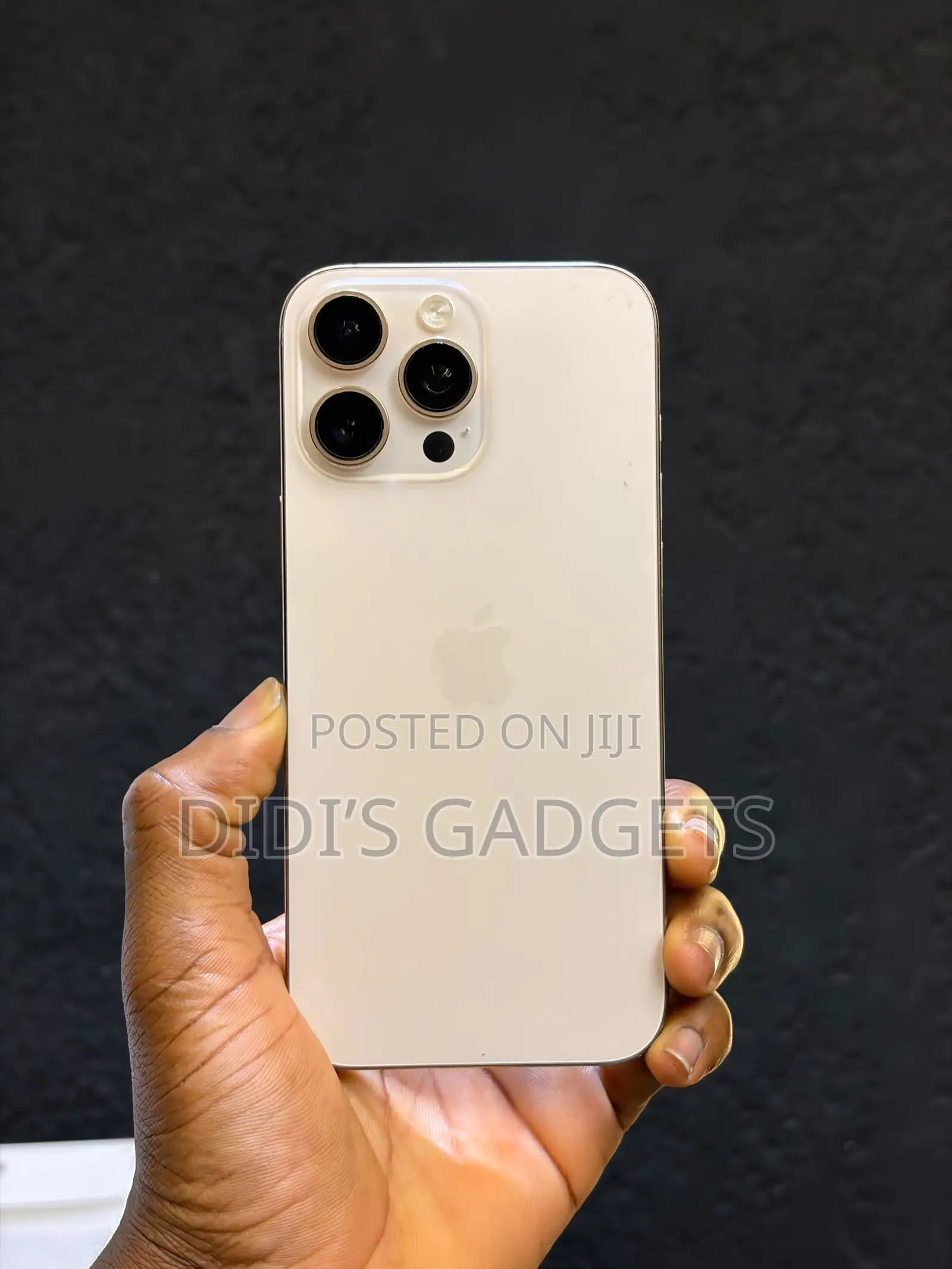 Apple iPhone 16 Pro Max 256 GB Gold