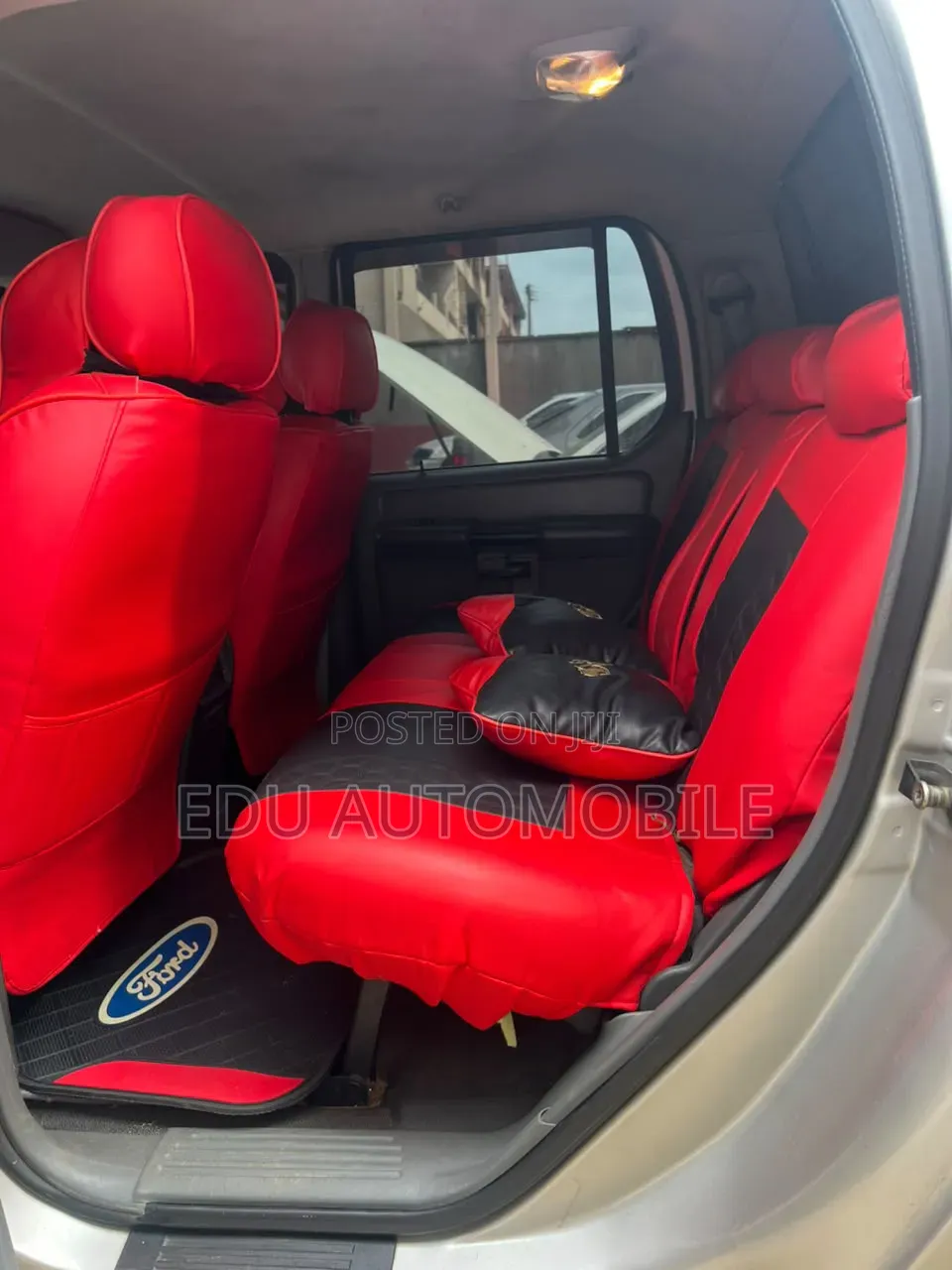Ford Explorer 2004 Silver