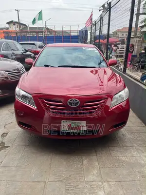 Toyota Camry LE 4dr Sedan (2.5L 4cyl 6A) 2012 Red