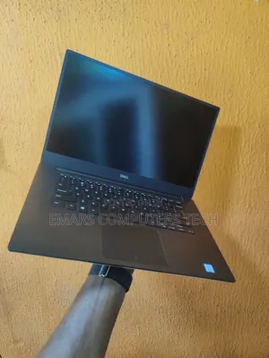 Laptop Dell Precision 5530 16GB Intel Core i9 SSD 512GB