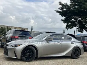 Lexus IS 300h 2WD 2021 Silver