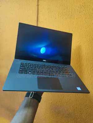 Laptop Dell XPS 15 7590 16GB Intel Core i9 SSD 512GB