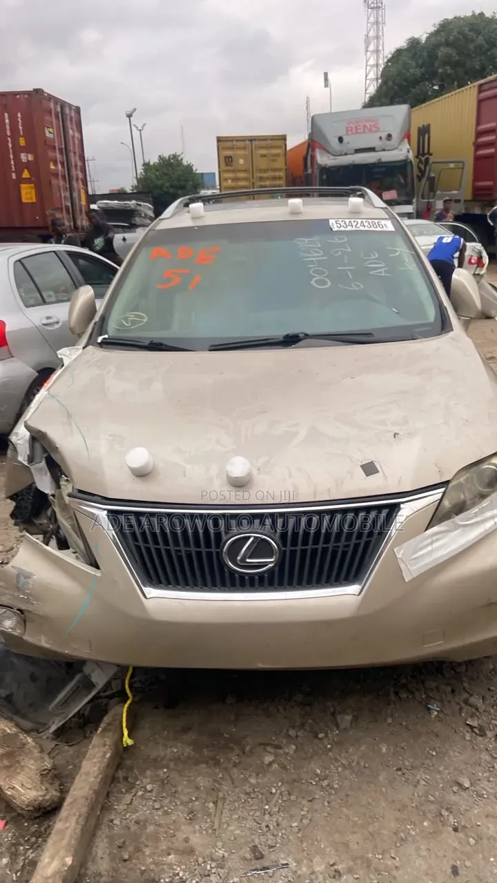 Lexus RX 2011 Gold
