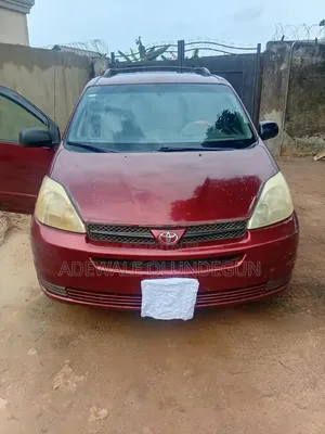 Toyota Sienna 2005