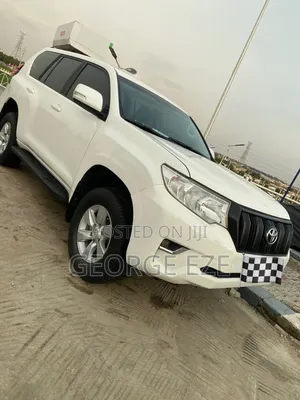 Toyota Land Cruiser Prado 2019 White