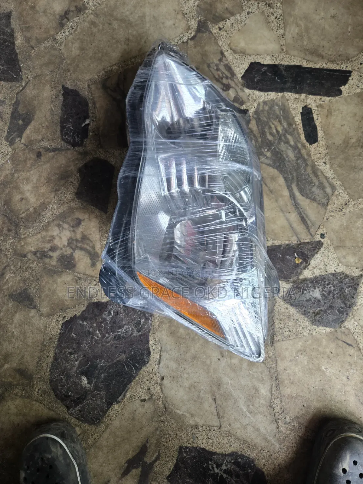 Headlamp Avalon 206/207 Available