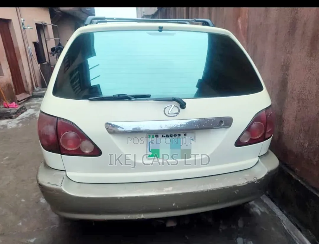 Lexus RX 2002 White