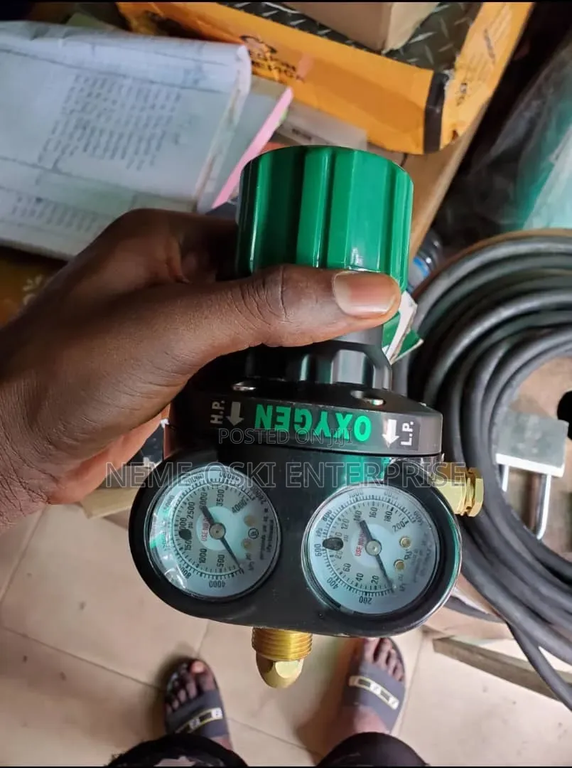 Oxygen Pressure Regulator - EDGE Type