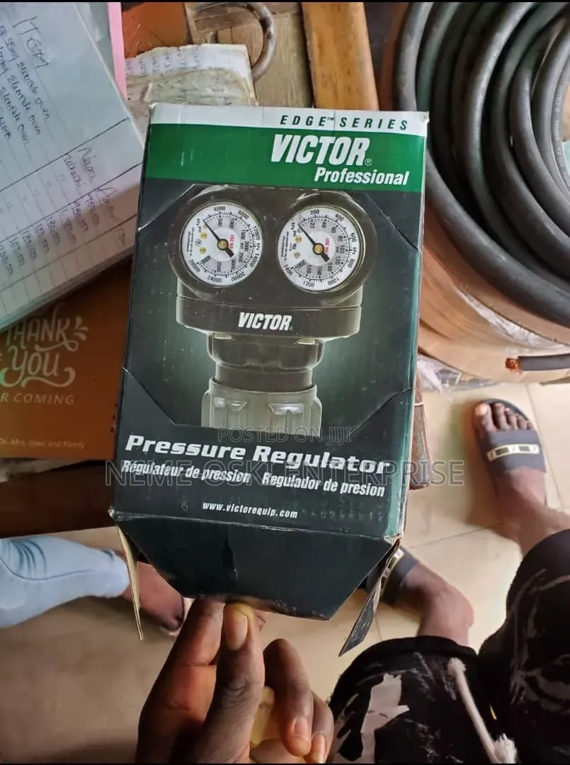 Oxygen Pressure Regulator - EDGE Type