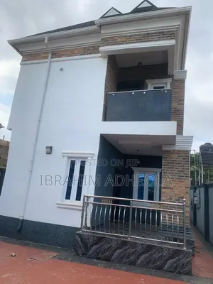 4bdrm Duplex in Igbogbo for sale