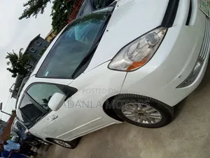 Toyota Sienna 2005 White