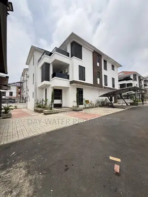 5bdrm Duplex in Asokoro for sale