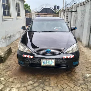 Toyota Camry 2.4 XLE 2005 Black