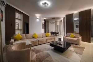 Luxurious 3 Bedroom Apartment With Pool & Gyn in Lekki Phase 1