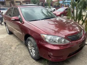 Toyota Camry 2004 Burgundy