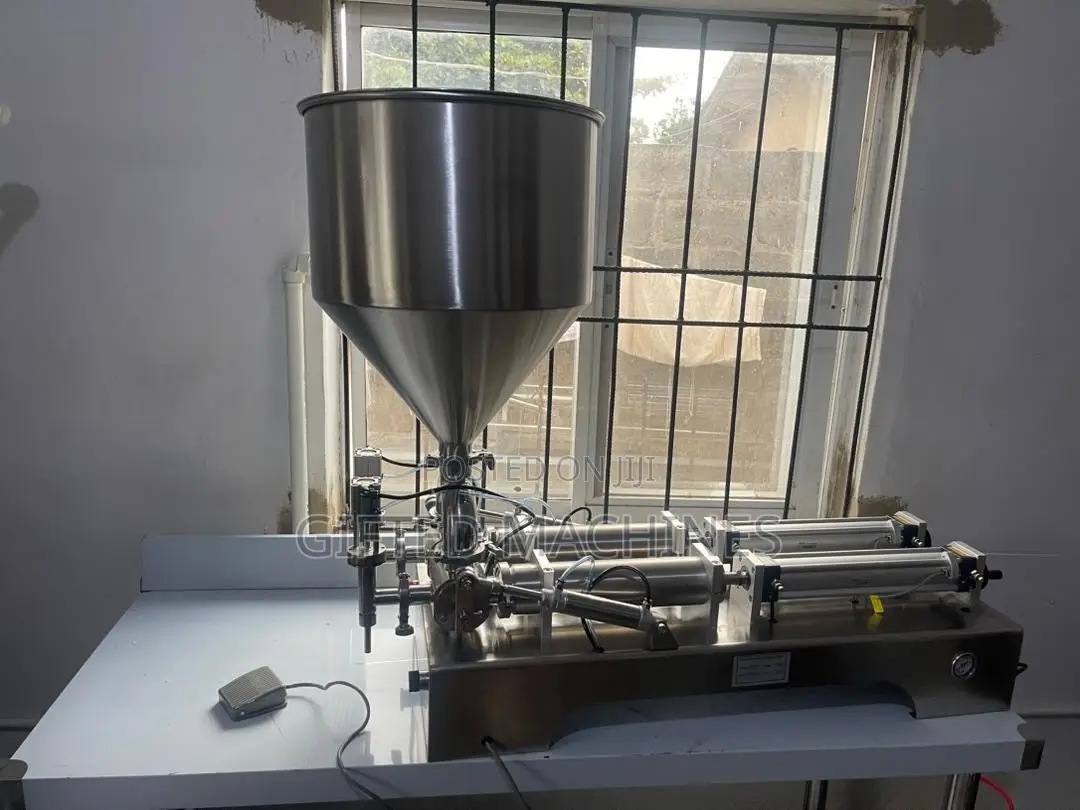 Double Head Paste Filling Machine