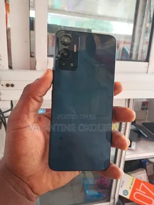 Infinix Hot 12 128 GB Black