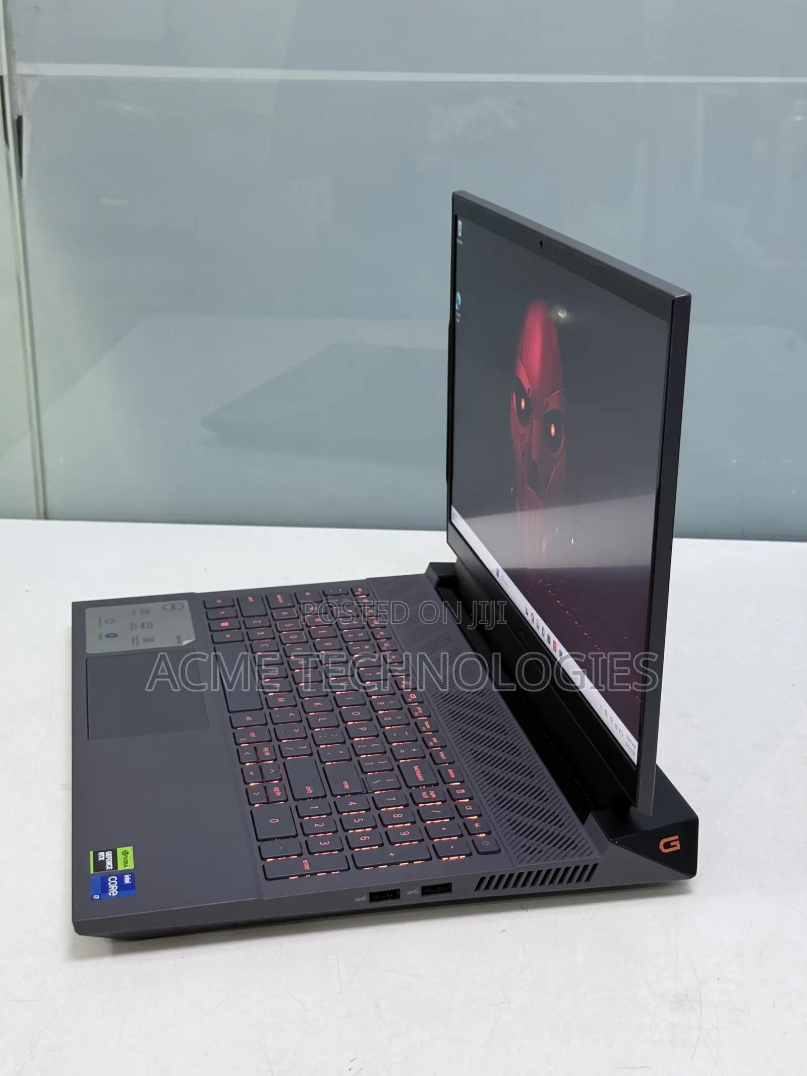 Laptop Dell G15 5530 16GB Intel Core i7 SSD 1T